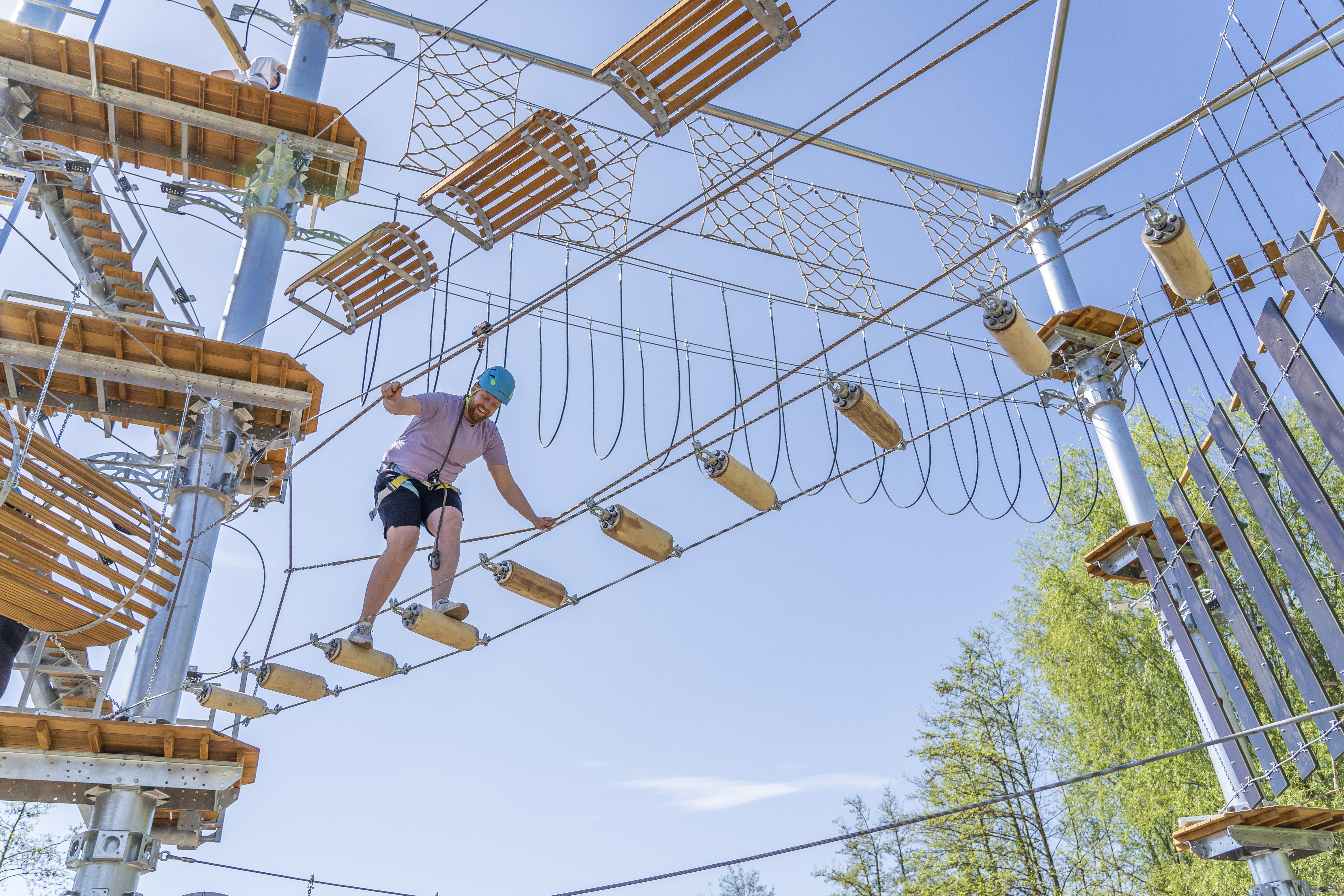 Verleg je grenzen en speel op grote hoogte buiten bij Adventure Valley