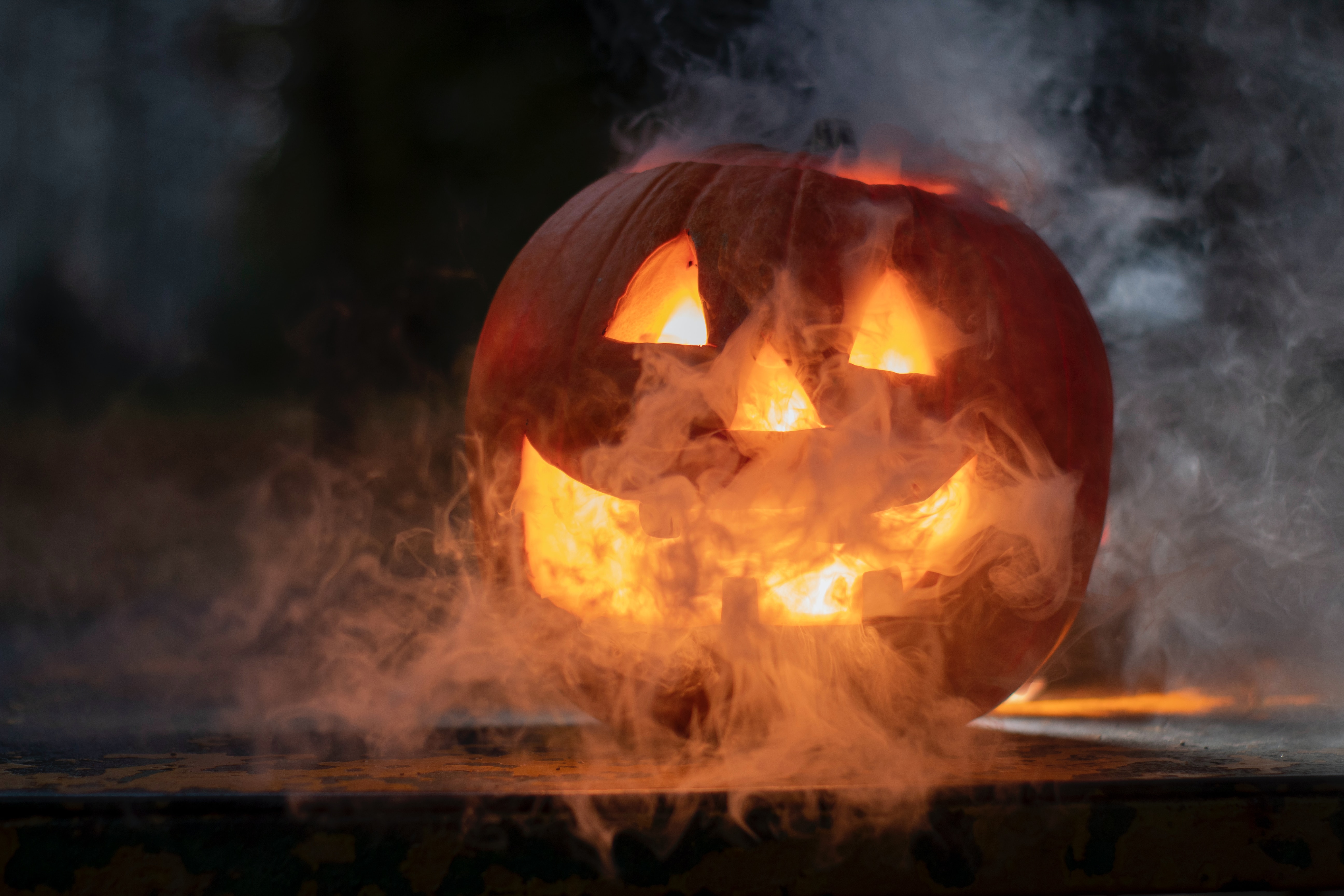 Deze pretparken worden pas écht griezelig tijdens Halloween