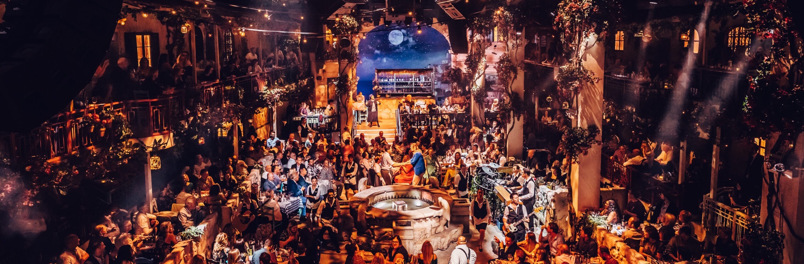 Mamma Mia! The Party maakt locatie en hoofdrolspeler bekend